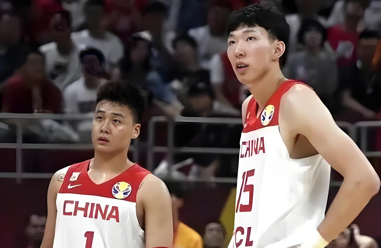 终于搞懂了！男篮不用周琦、赵睿、张镇麟、胡明轩，原因就这几点