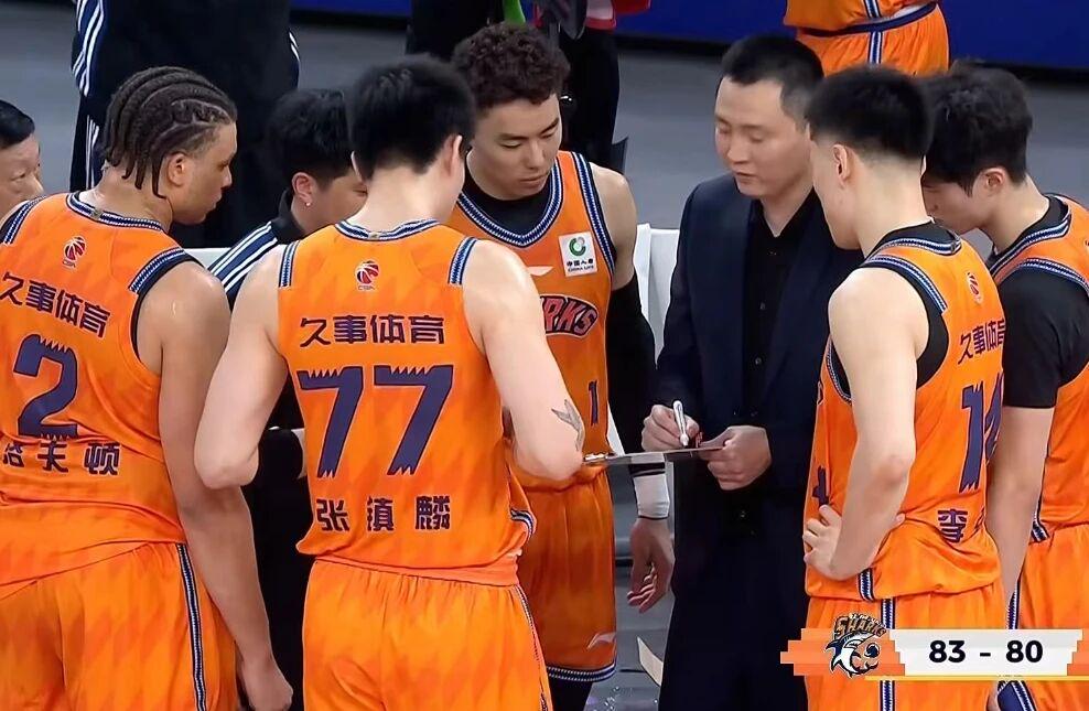 上海男篮欲再补强，接触国手后卫赵继伟，古德温续约刘铮继续留队