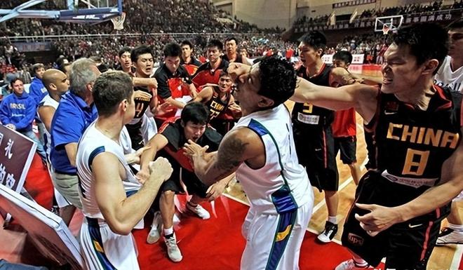 累积4黄停赛,泰山外援泽卡将缺席本周六客战西海岸的比赛