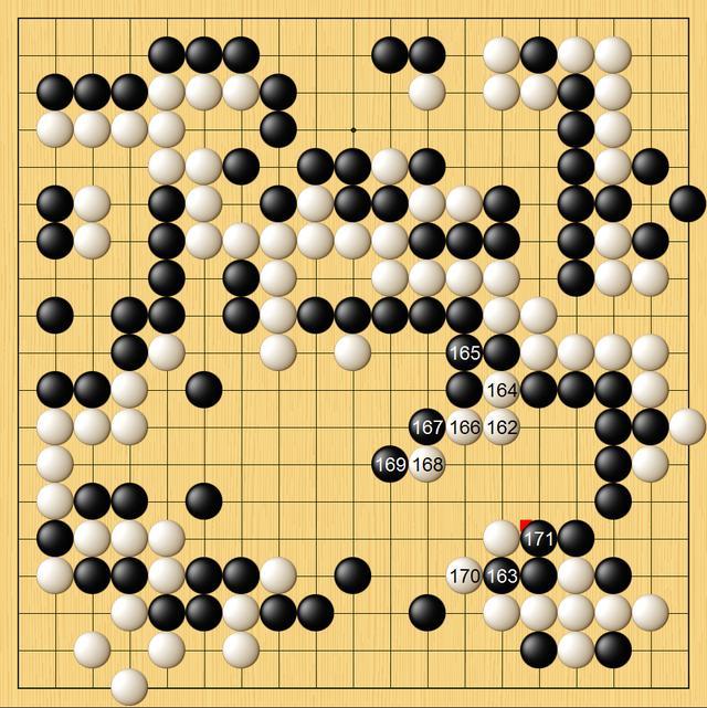 北美足坛一夜2好消息：加拿大创队史新纪录，莱万加盟美职联球队